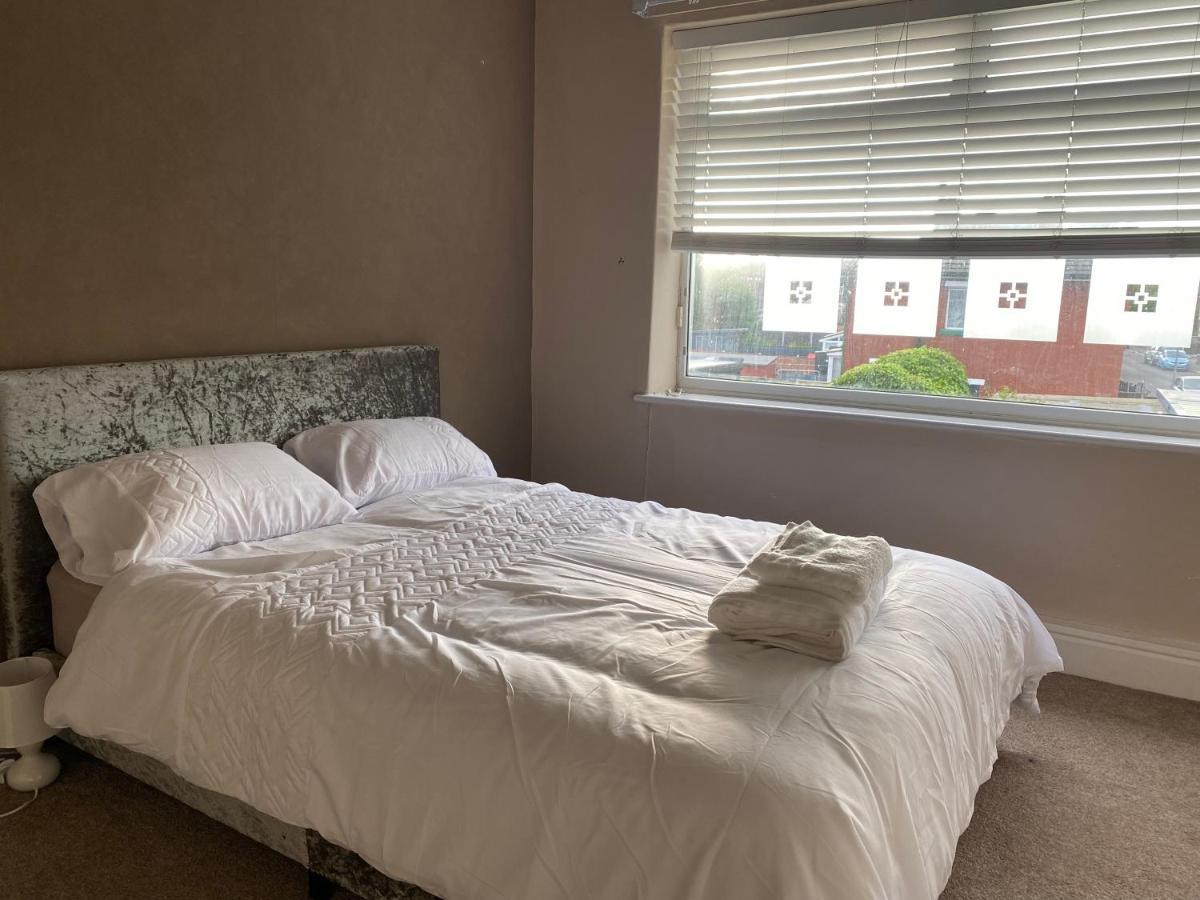 Villa Grace Haven Farnworth Exterior foto