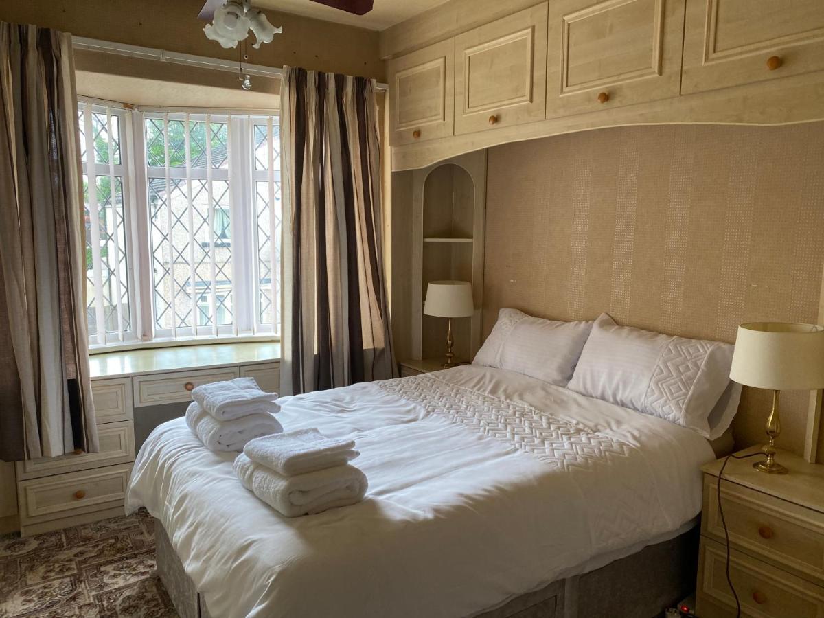 Villa Grace Haven Farnworth Exterior foto